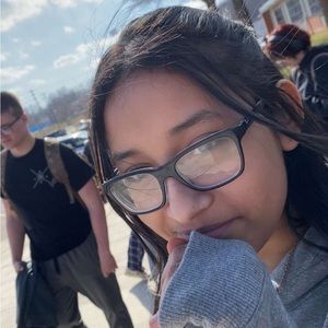 Meet your Posher, Karina